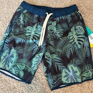 Men’s swim trunks